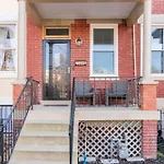 Charming 4 Bedroom House!1 Mile From Capitol Hill!